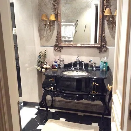 Luxurious Flat 16 View Of Eiffel Tower Paris